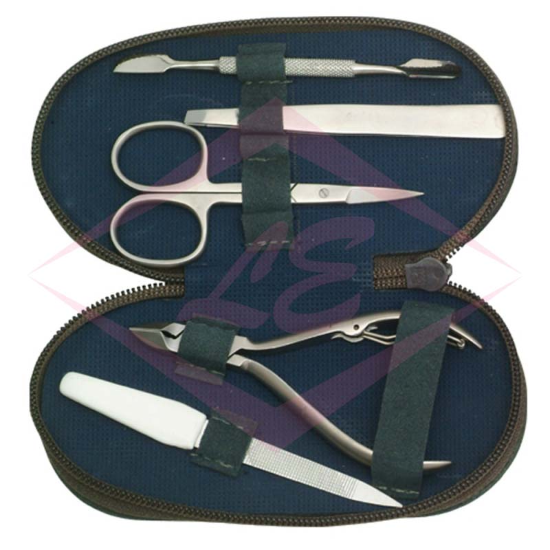 Manicure / Pedicure Kits