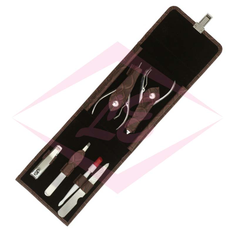 Manicure / Pedicure Kits