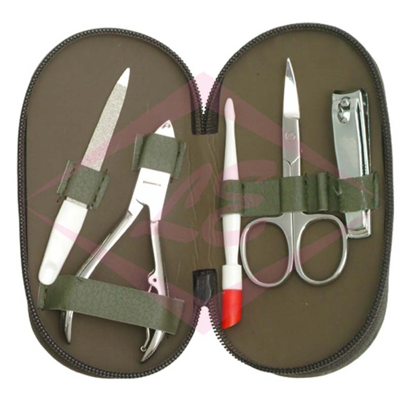 Manicure / Pedicure Kits