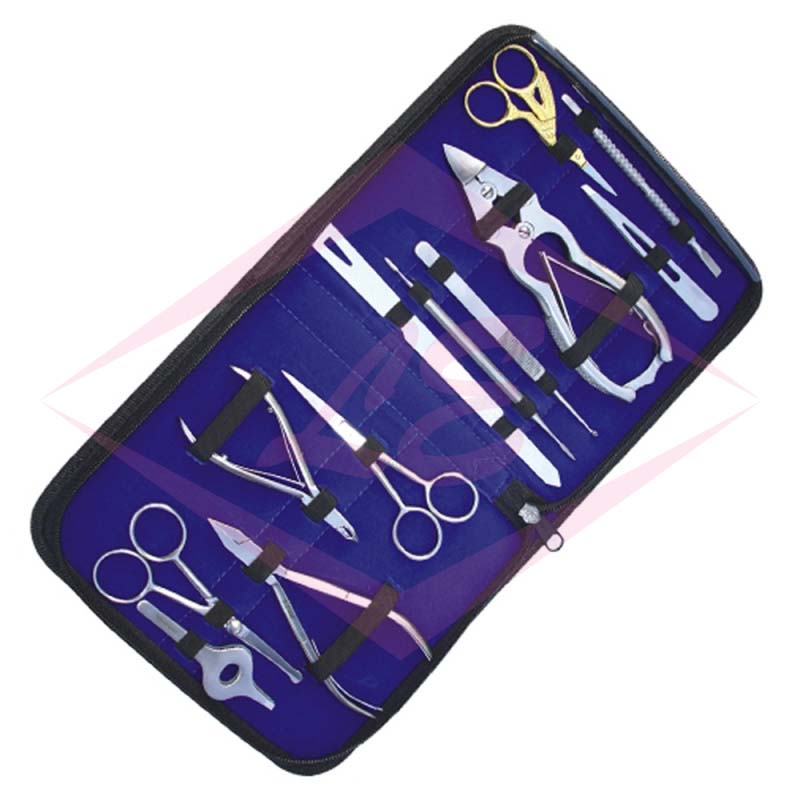 Manicure / Pedicure Kits